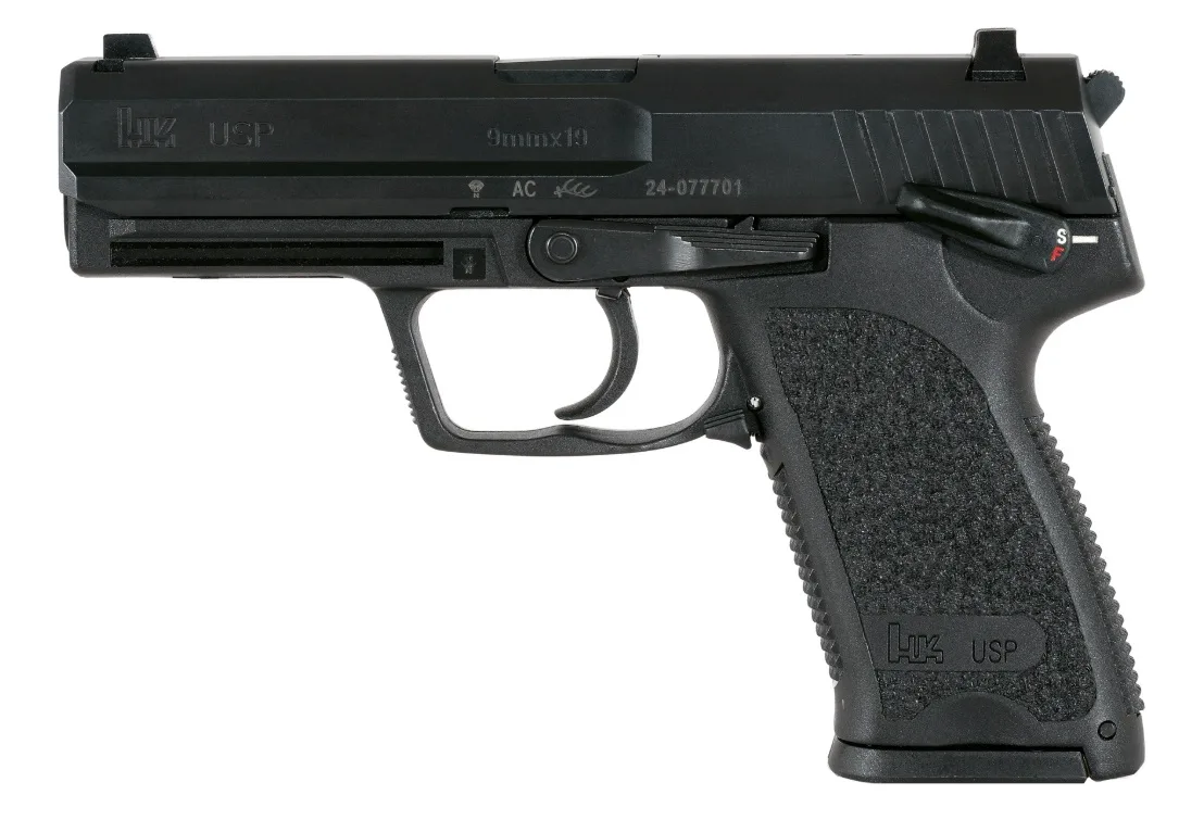 HK 81000309 USP V1 SA/DA 9mm Luger Caliber with 4.25" Barrel, 10+1 Capacity, Overall Black Finish, Serrated Trigger Guard Frame, Serrated Steel Slide & Polymer Grip Includes 2 Mags