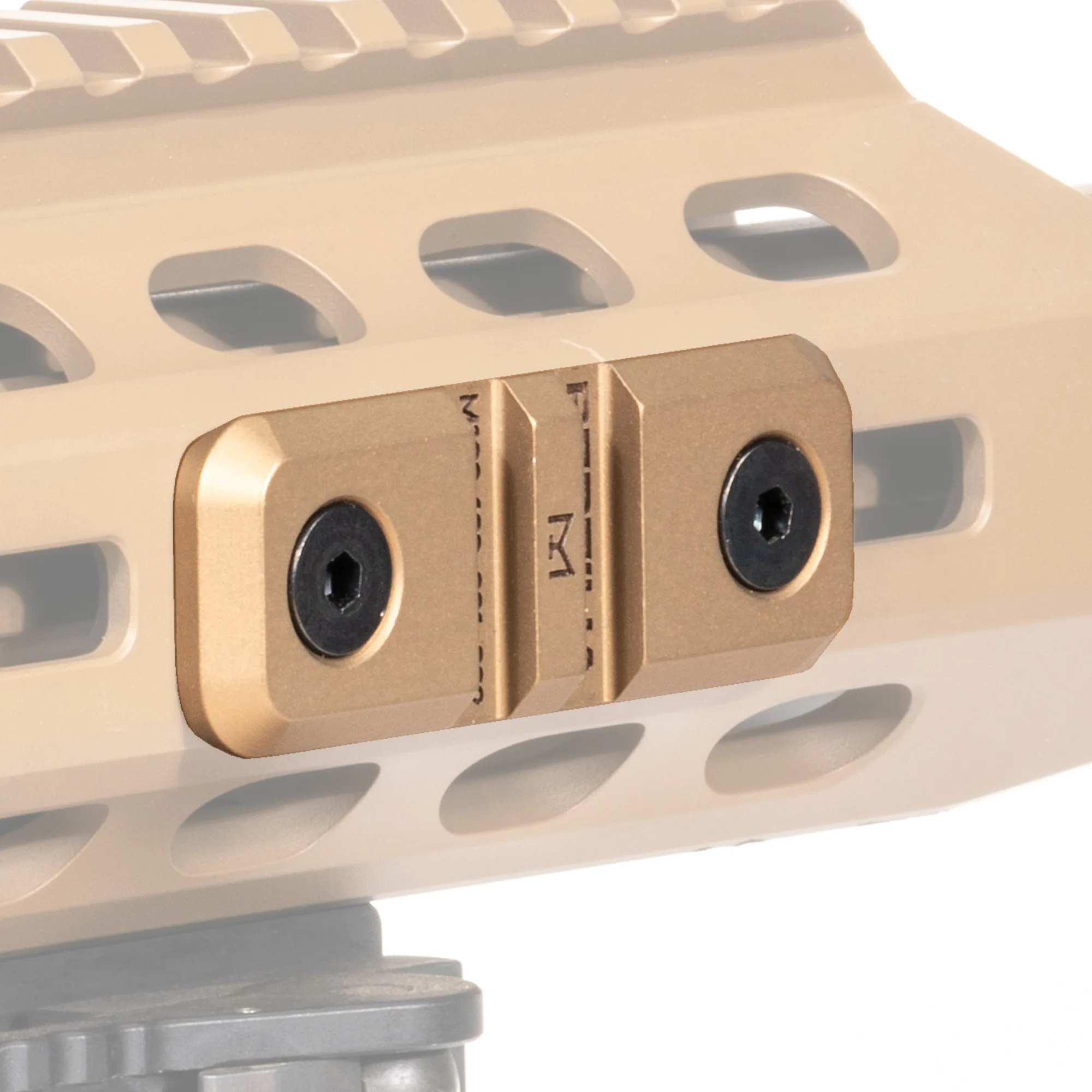 LOW PROFILE M-LOK™ RAIL (LPR)